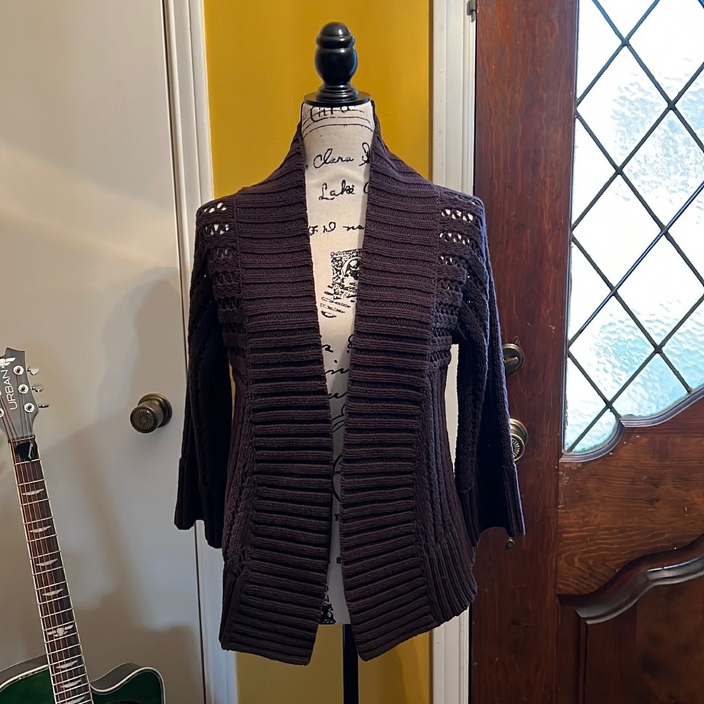 LOFT Anne Taylor- Burgundy Crochet knit pattern w/long lapel accent cardigan- XS
